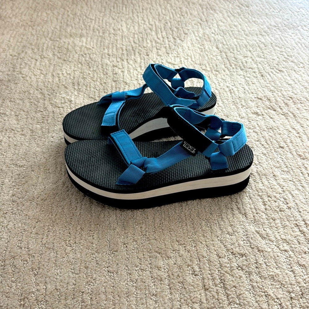 TEVA flatform sandals size 9